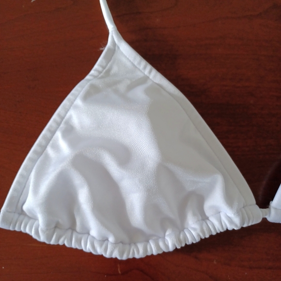 VENUS Bahamas Triangle White Bikini Top, Size 32D/34C/36B - Picture 5 of 9